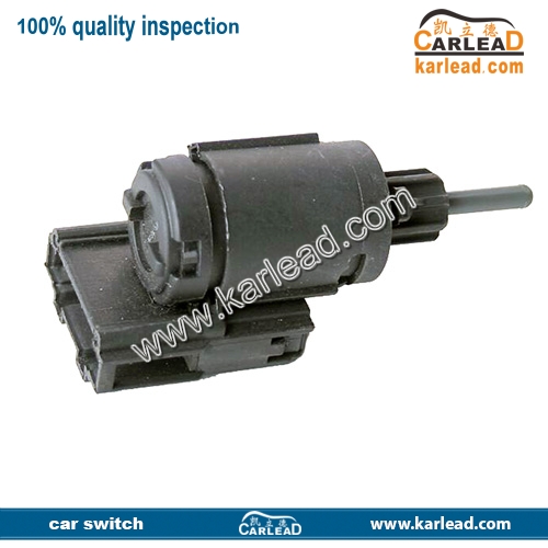 1J0945511B/C/D, 1070613, 98VW13480AA, Frein Interrupteur de Lumière